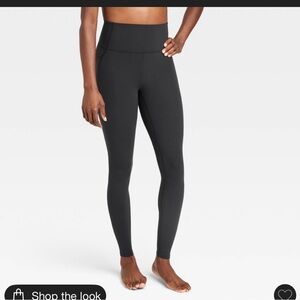 Women's Everyday Soft Crossover 7/8
Leggings - All In Motion™ black